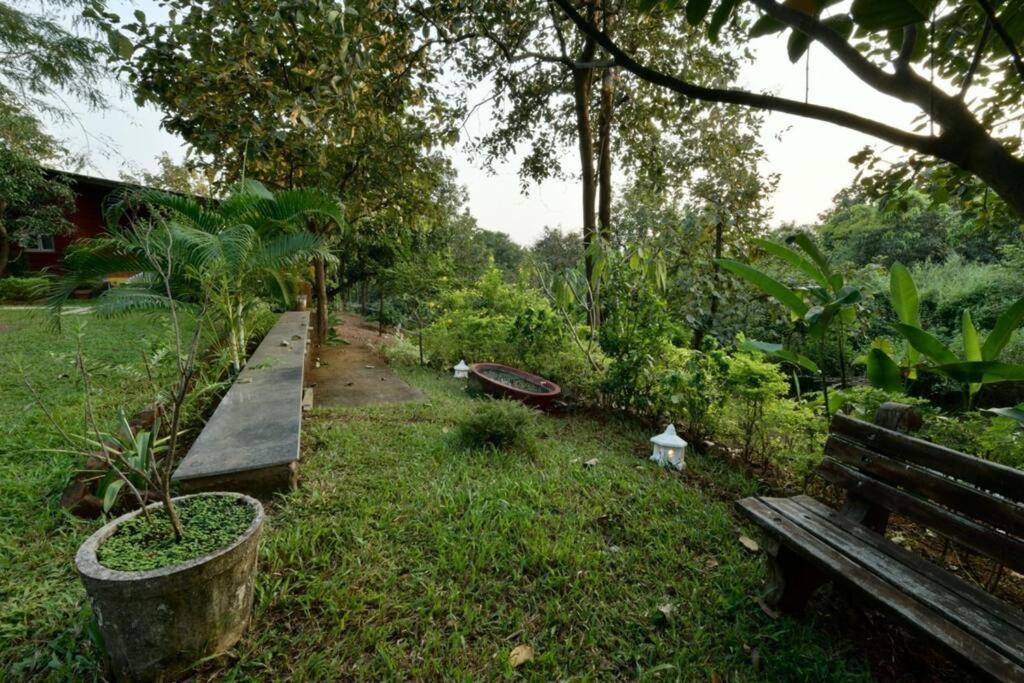 Lobville Homestay Karjat Luaran gambar