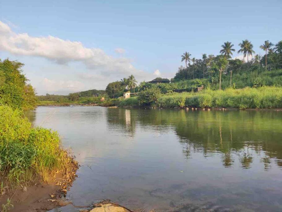 Lobville Homestay Karjat Luaran gambar