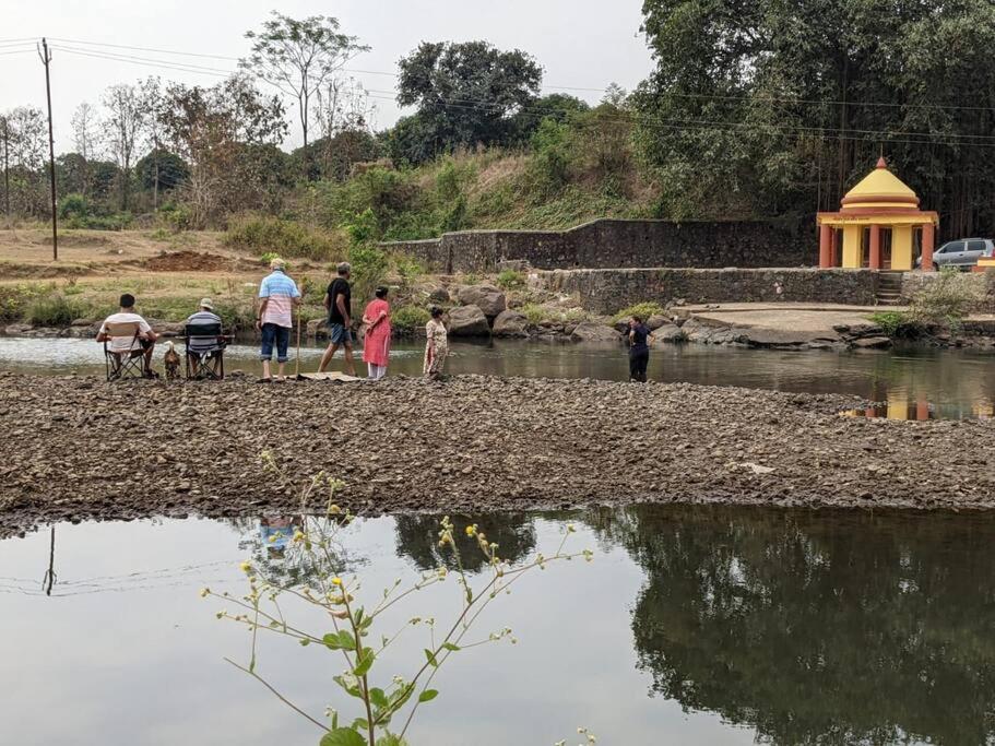Lobville Homestay Karjat Luaran gambar